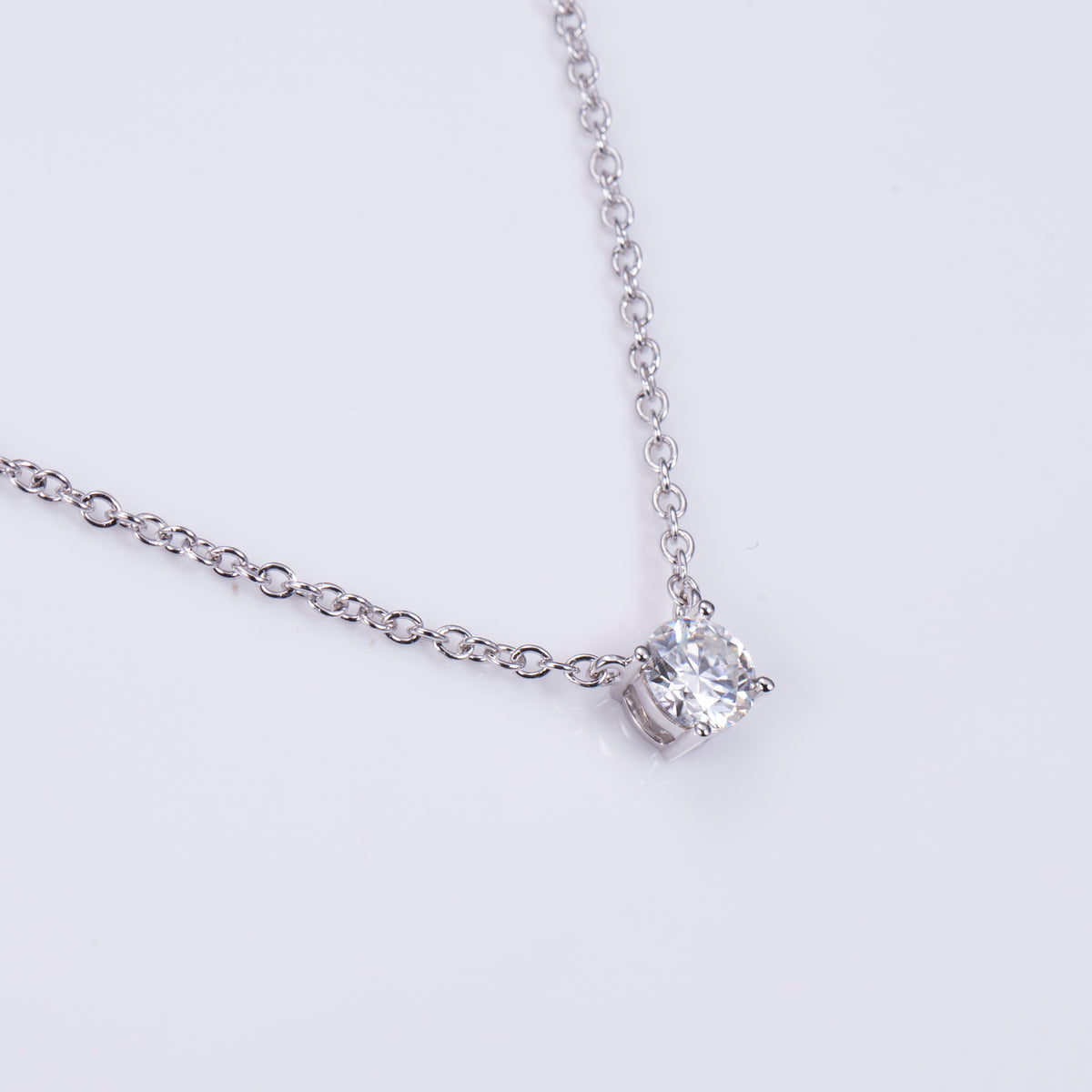 Stjerne Solitaire Diamond Necklace